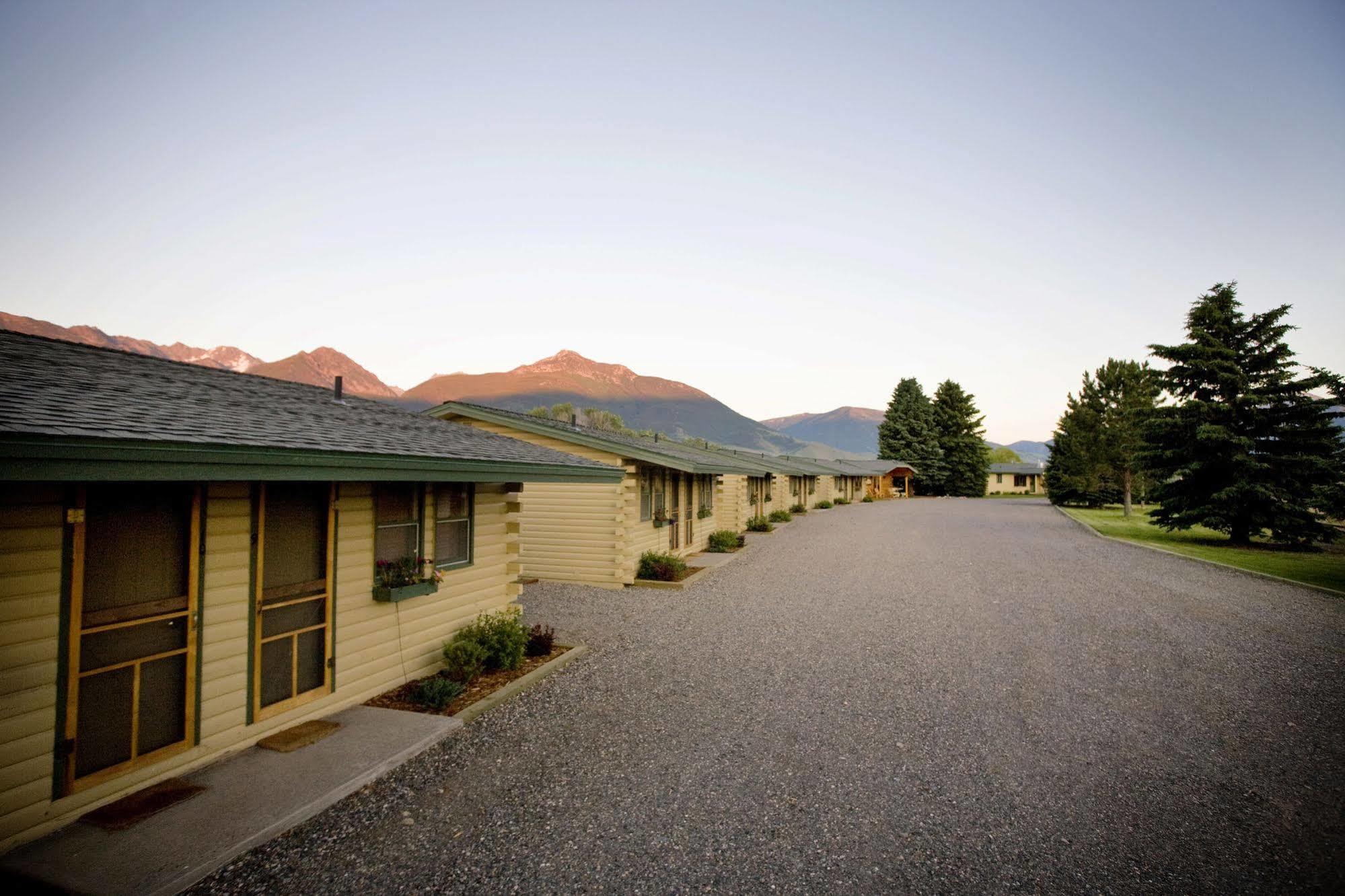 Yellowstone Valley Lodge, Ascend Hotel Collection Pray Eksteriør billede